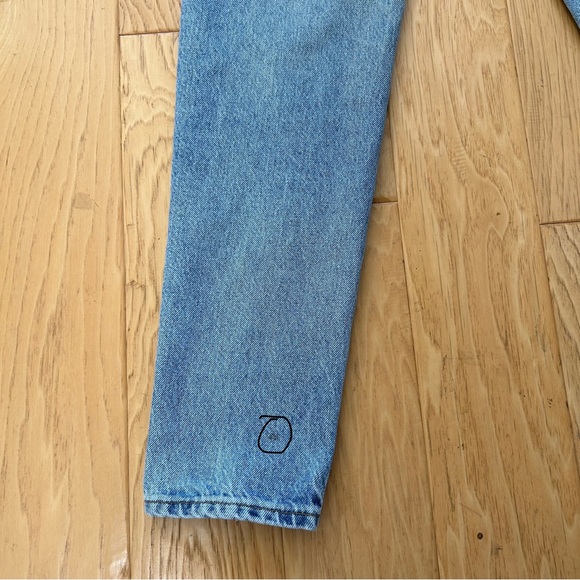 Vintage Levi’s 550 Relaxed Fit Tapered Leg USA 100% Cotton Blue Lt Wash 6 or 26 - Picture 10 of 10